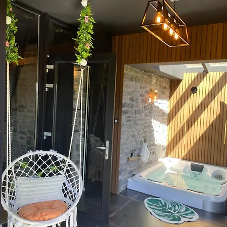 La Privatif Le Revella Feriehus *